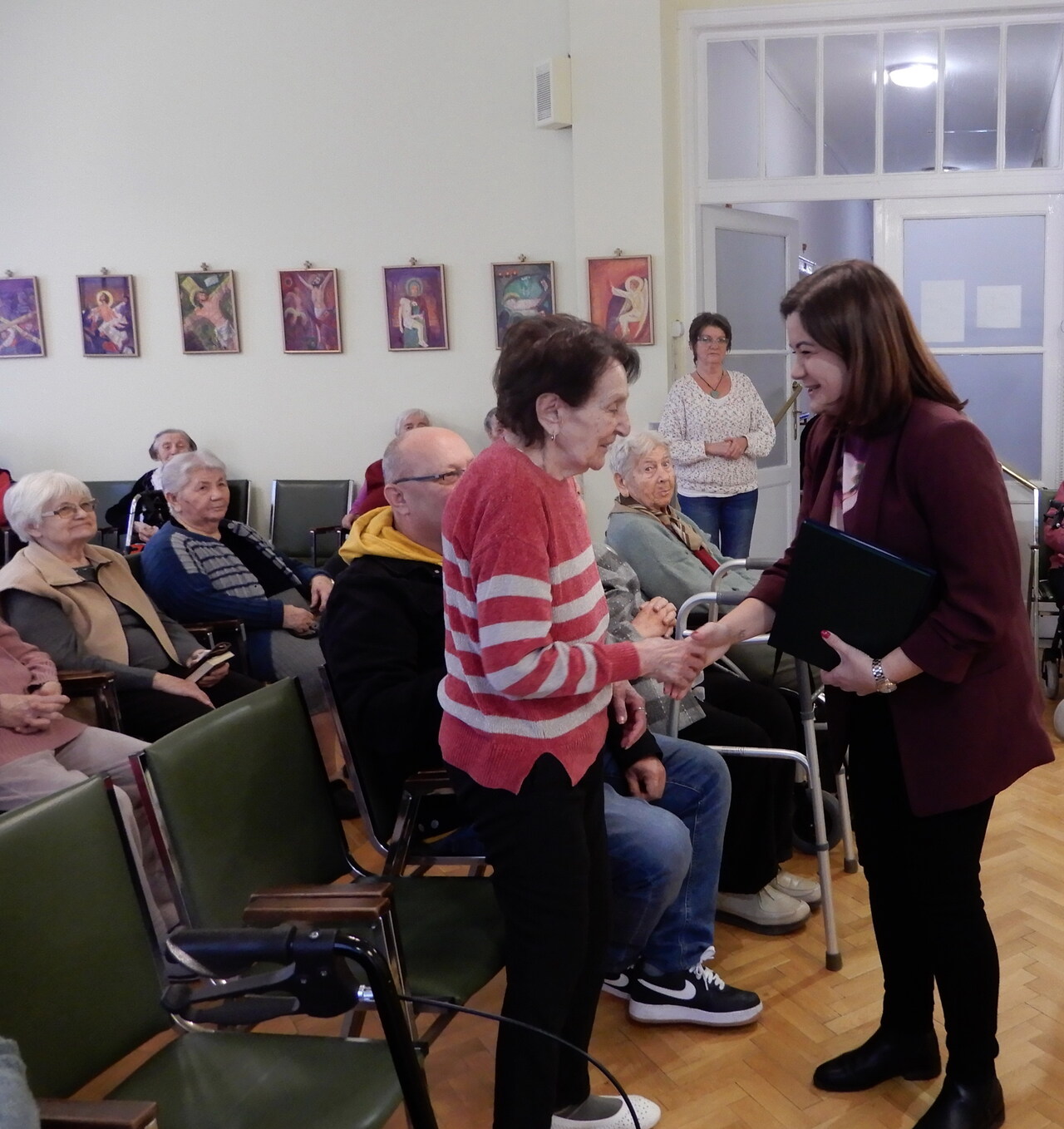 Szeretettel köszöntöttük Marián Éva nénit 90. születésnapja alkalmából! – JSZTIO