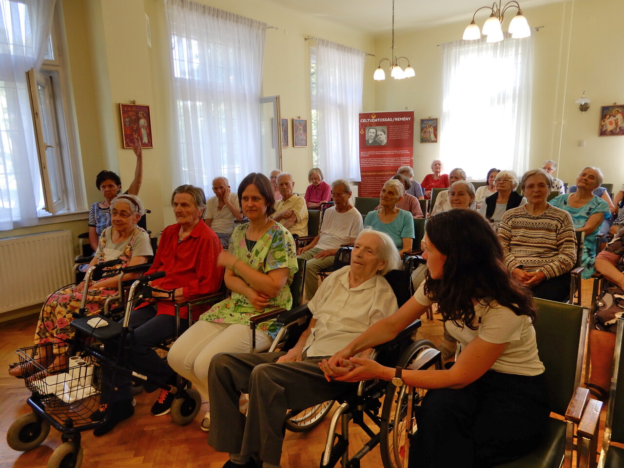 Tarján Elvira SJC 95 éves lett – Hálaadás egy gazdag életért – JSZTIO